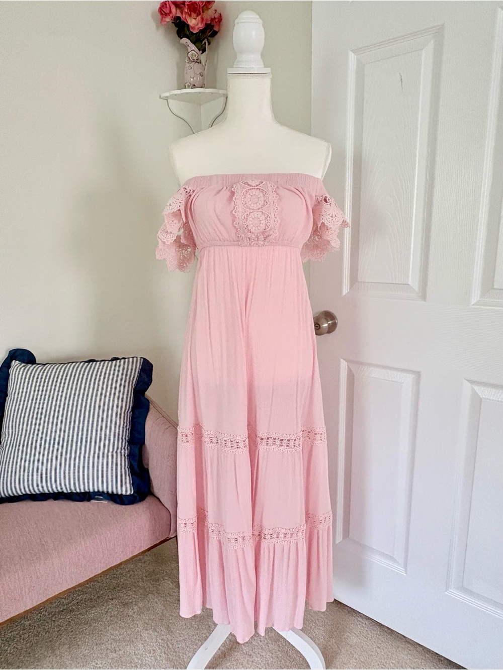 Off-Shoulder Pink Lace Maxi Dress